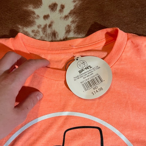 New with tags Buc-Ces cropped tee shirt size medium - Picture 4 of 5